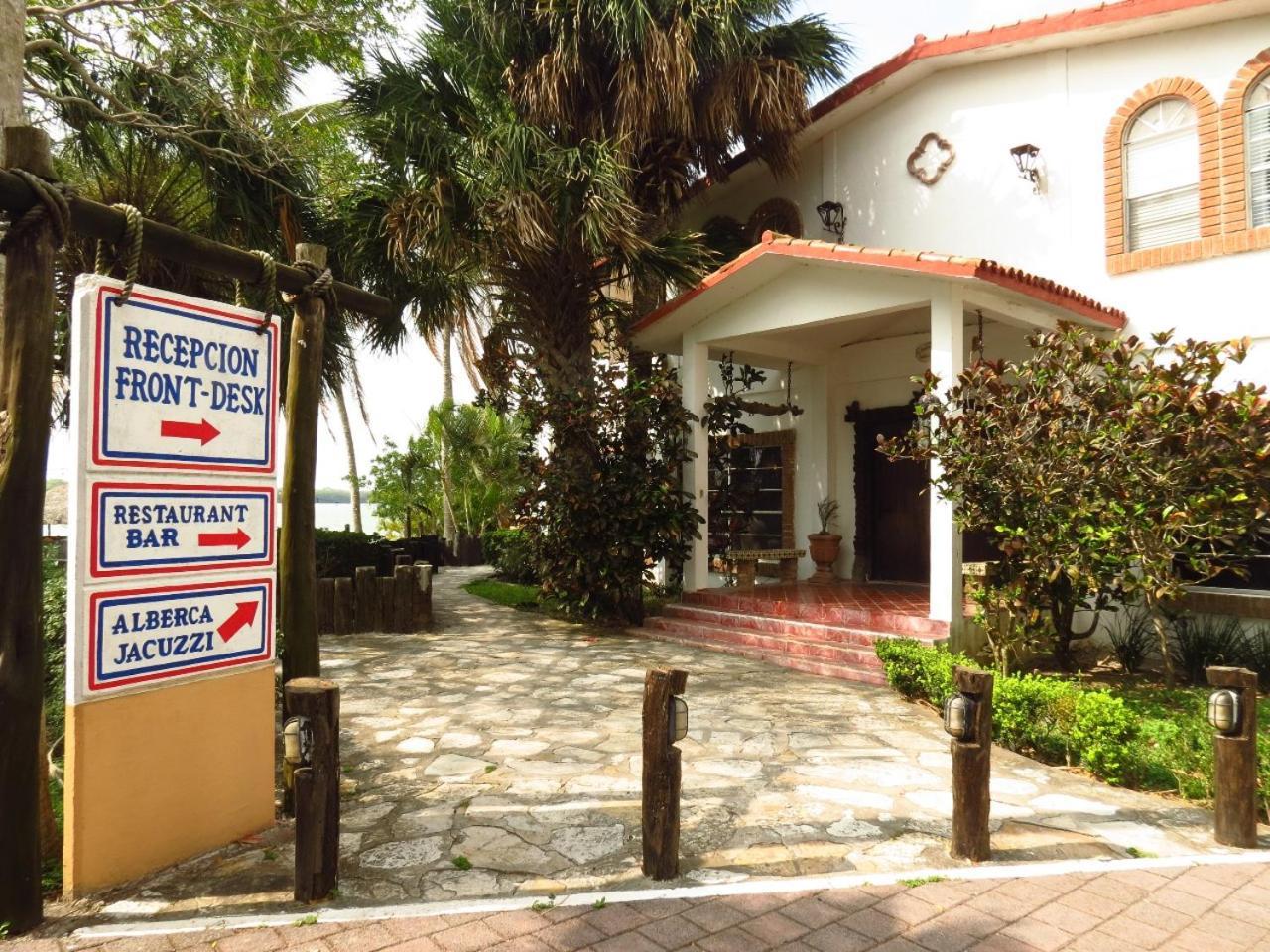 Hotel La Marina Del Rio La Pesca Zewnętrze zdjęcie